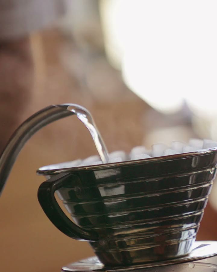 Tetera Cuello de Ganso 600 ml para Café Filtrado en video